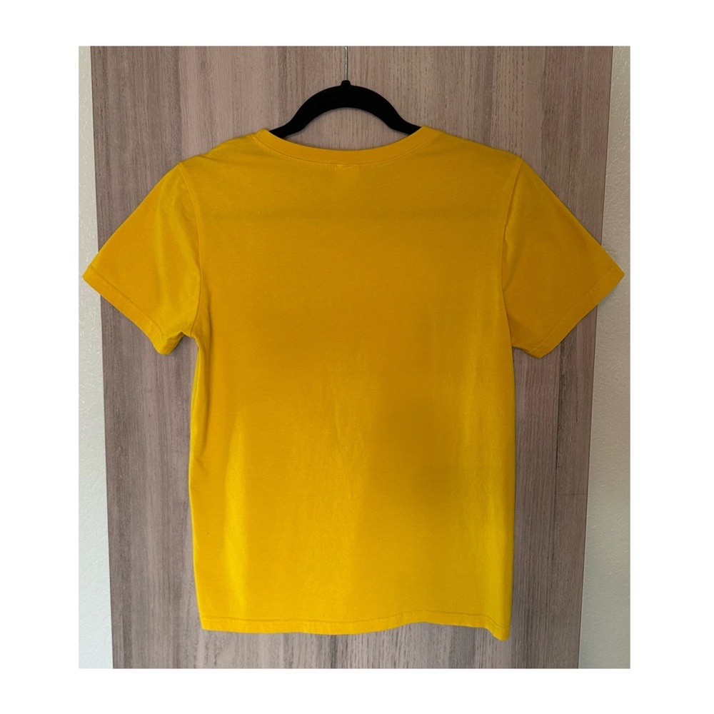 Women’s Graphic Tee - Picture 3 of 4